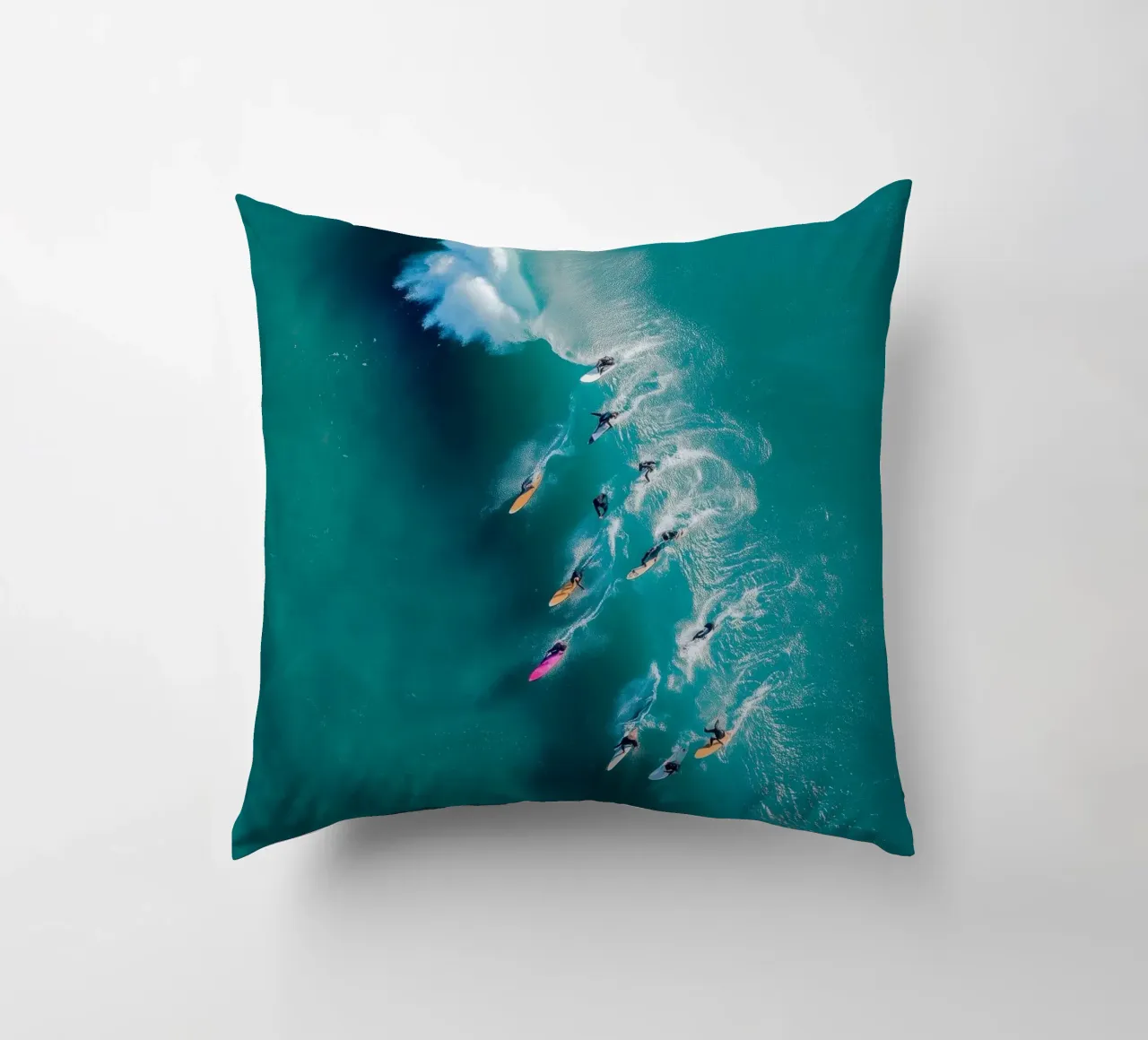 Chasing the Break – Aerial Surf Photography Print cuscino da Vela Luna