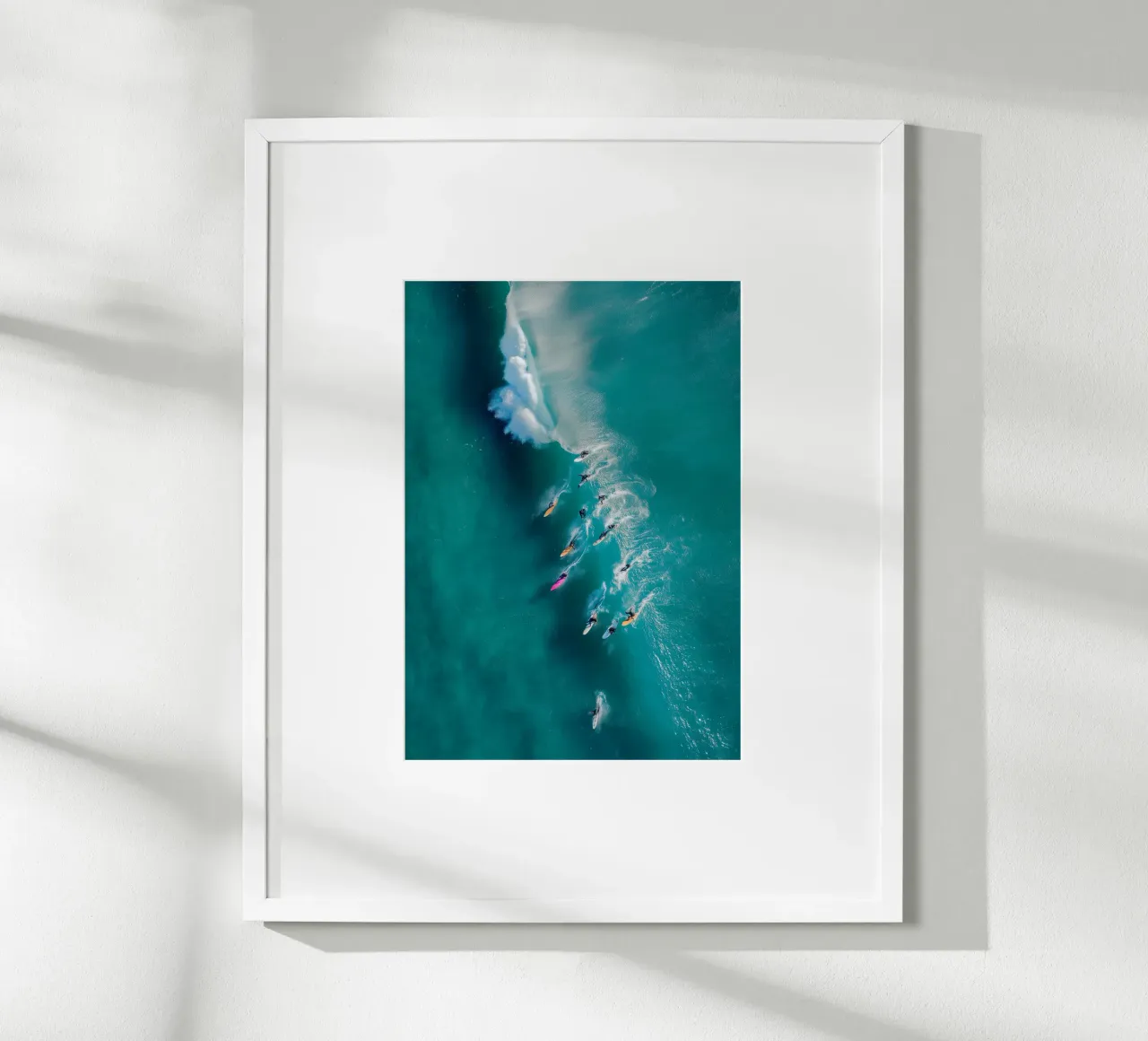 Chasing the Break – Aerial Surf Photography Print carta hahnemühle da Vela Luna