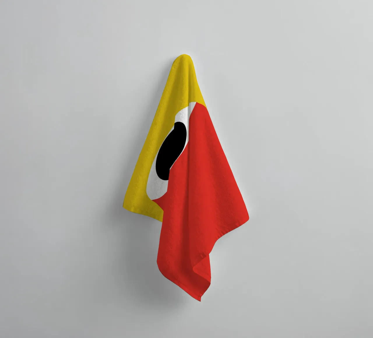La lumière des yeux dans l'obscurité serviette de bain de Family Bauhaus Art