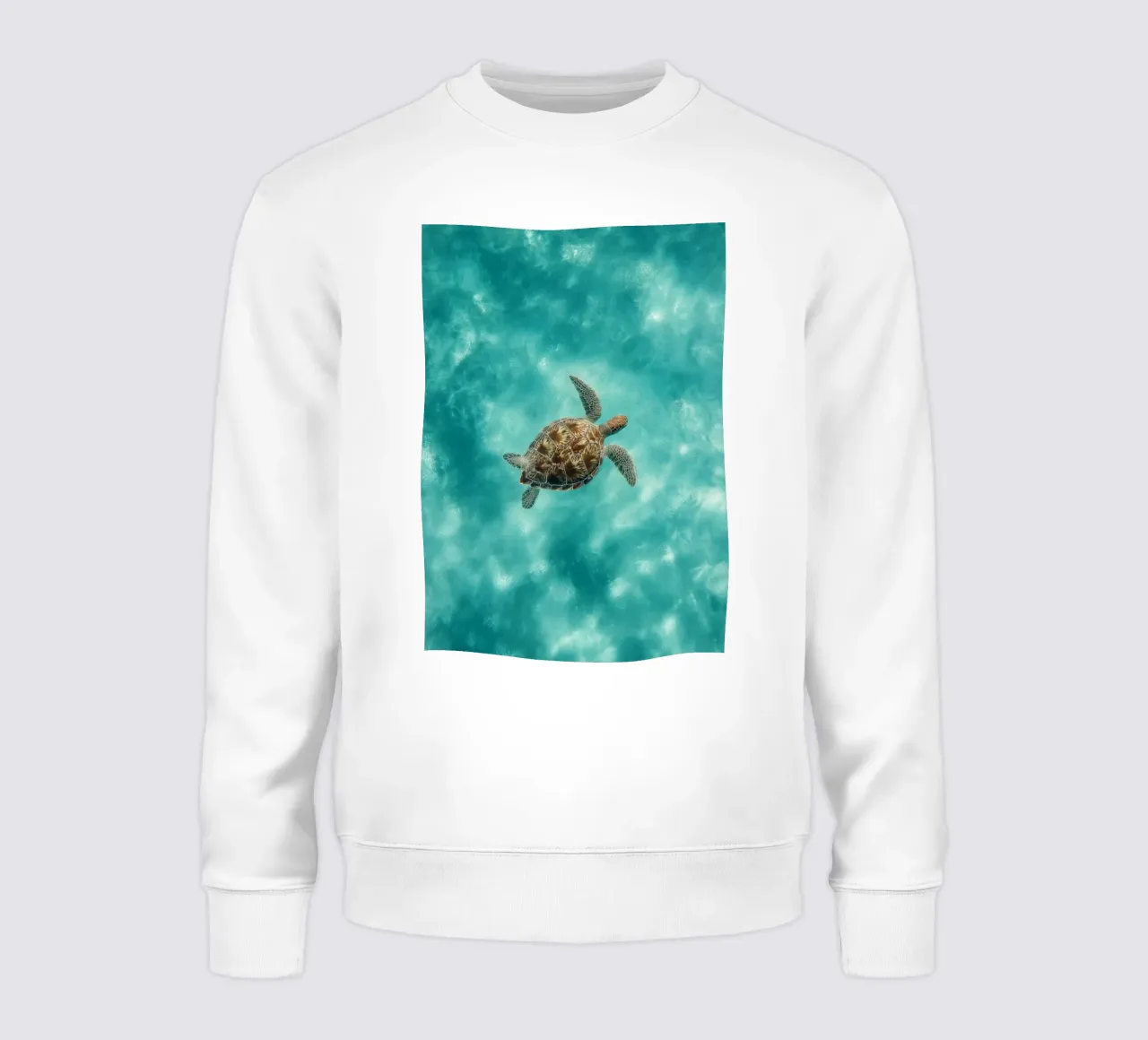 Ocean Wanderer – Minimal Sea Turtle Aerial Print felpa da Vela Luna