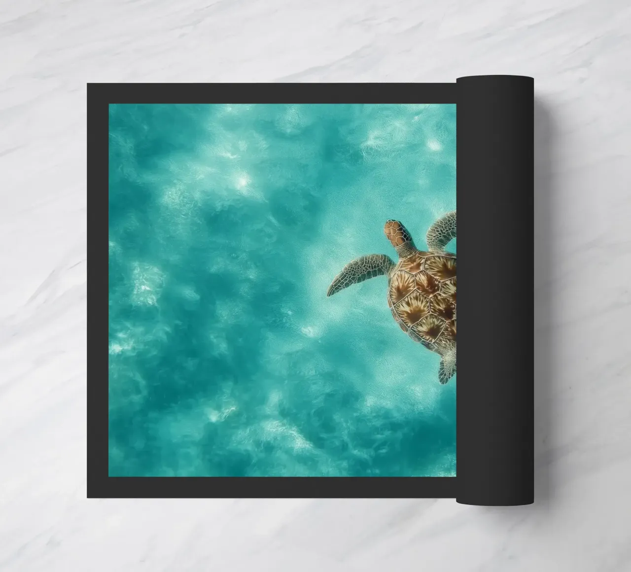 Ocean Wanderer – Minimal Sea Turtle Aerial Print zerbino da Vela Luna