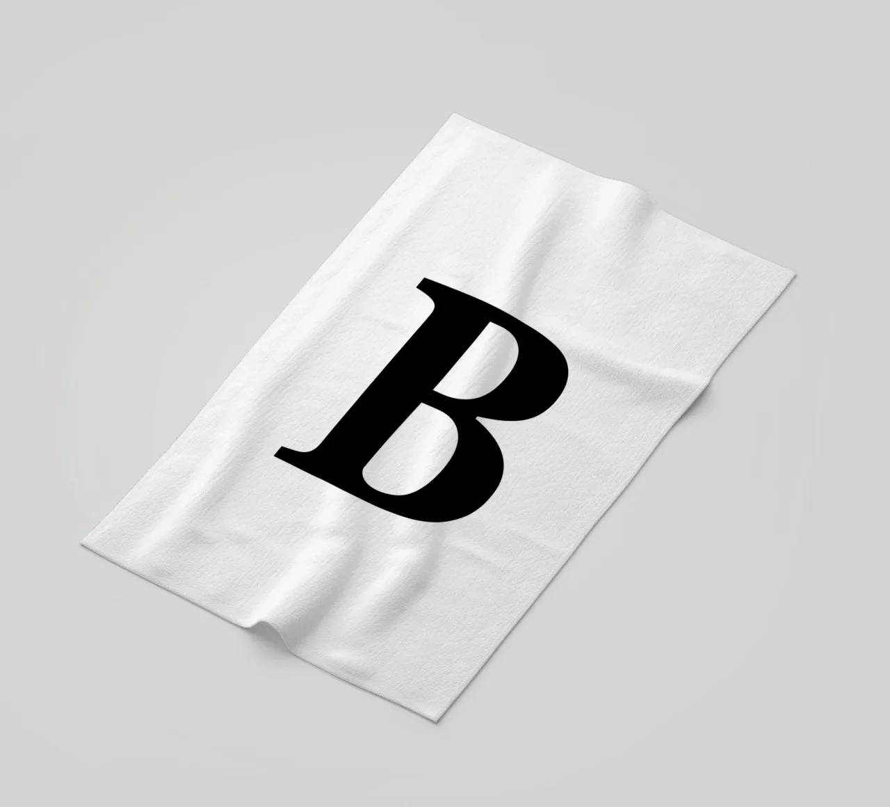 Lettera B telo mare da Olivia Creator