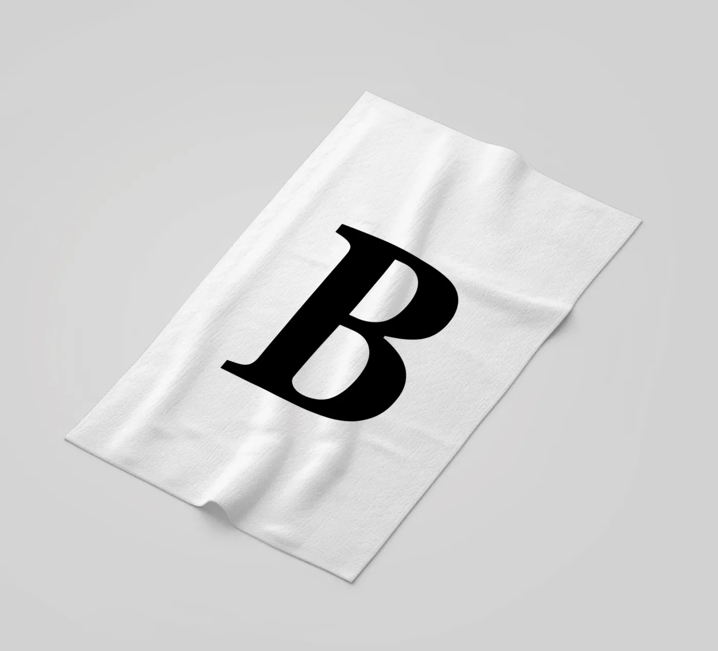 Lettera B telo mare da Olivia Creator