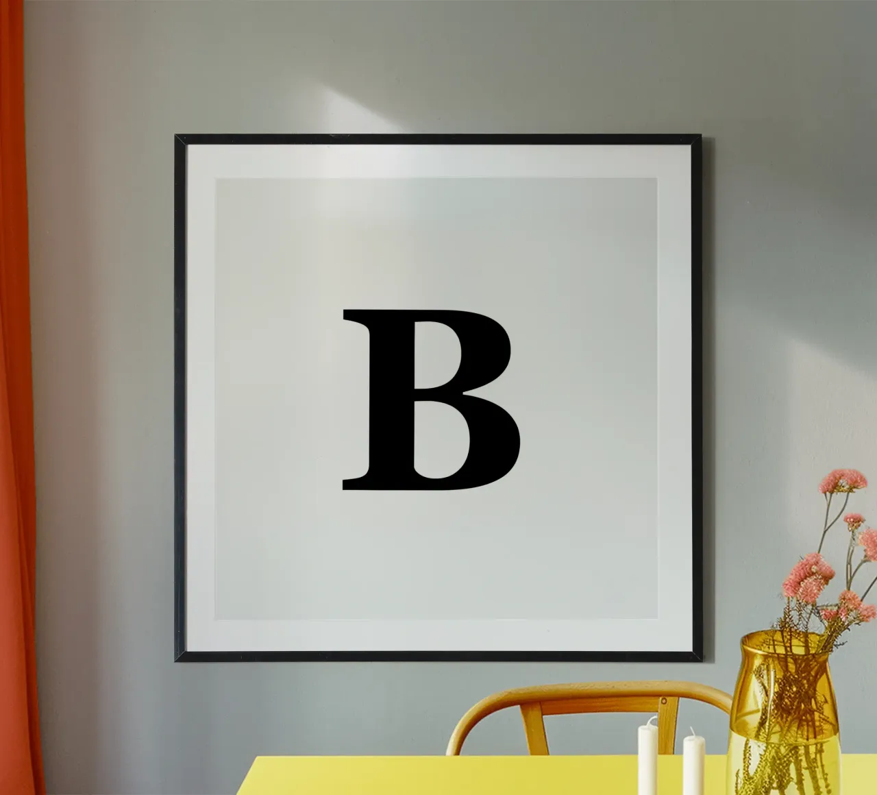 Lettera B poster con telaio in plastica da Olivia Creator