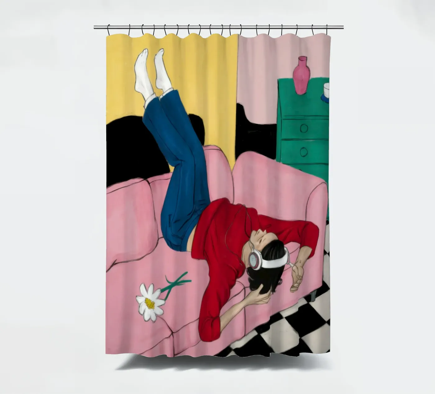 Umgedrehtes Sofa Duschvorhang von Pale Aura