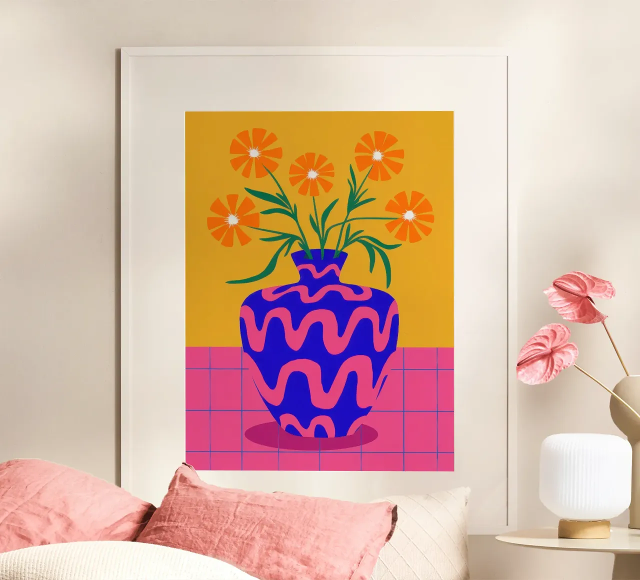 Vaso ondulato Fiori arancioni poster da Sentinel Glow