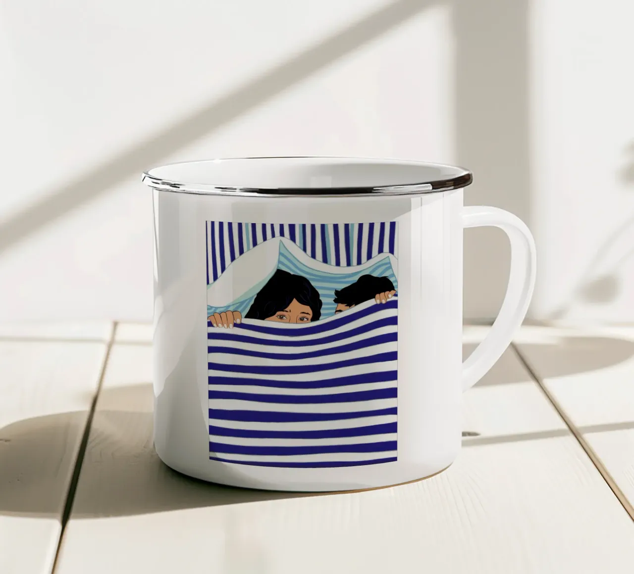 Letto a righe tazza in smalto da Marigold Tiga