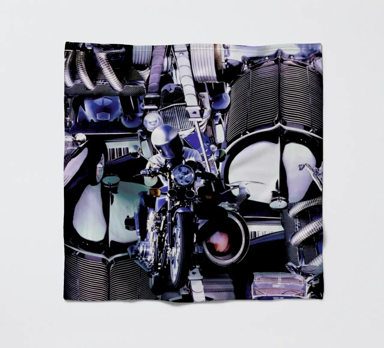Blue Dynamic, 1980 coperta in pile da Gothans Papierwelten
