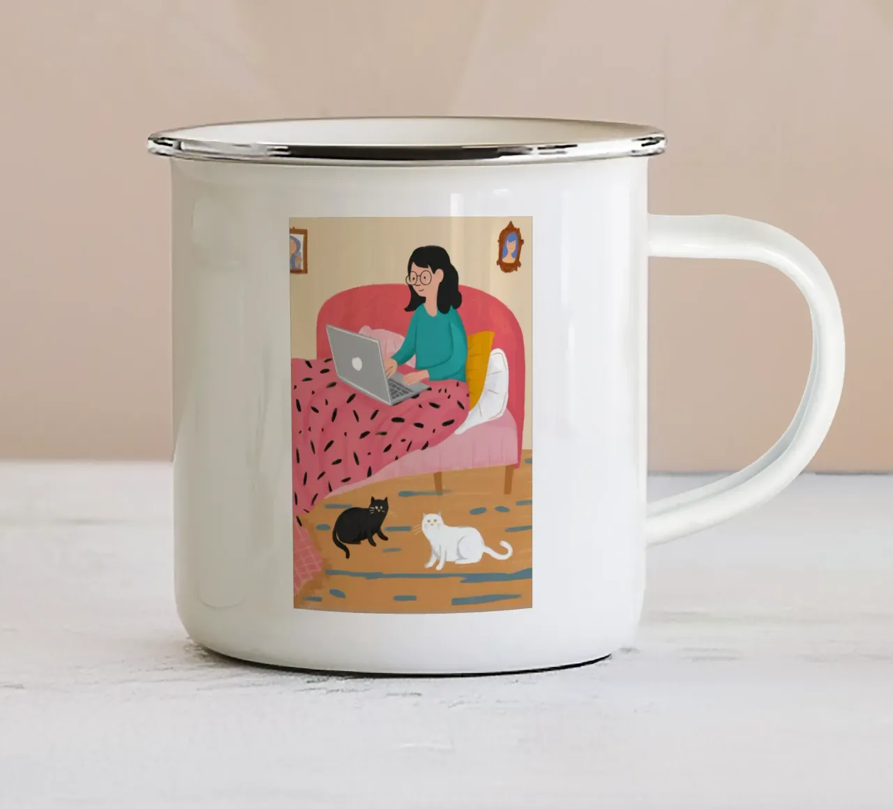 Computer portatile a letto tazza in smalto da Marigold Tiga