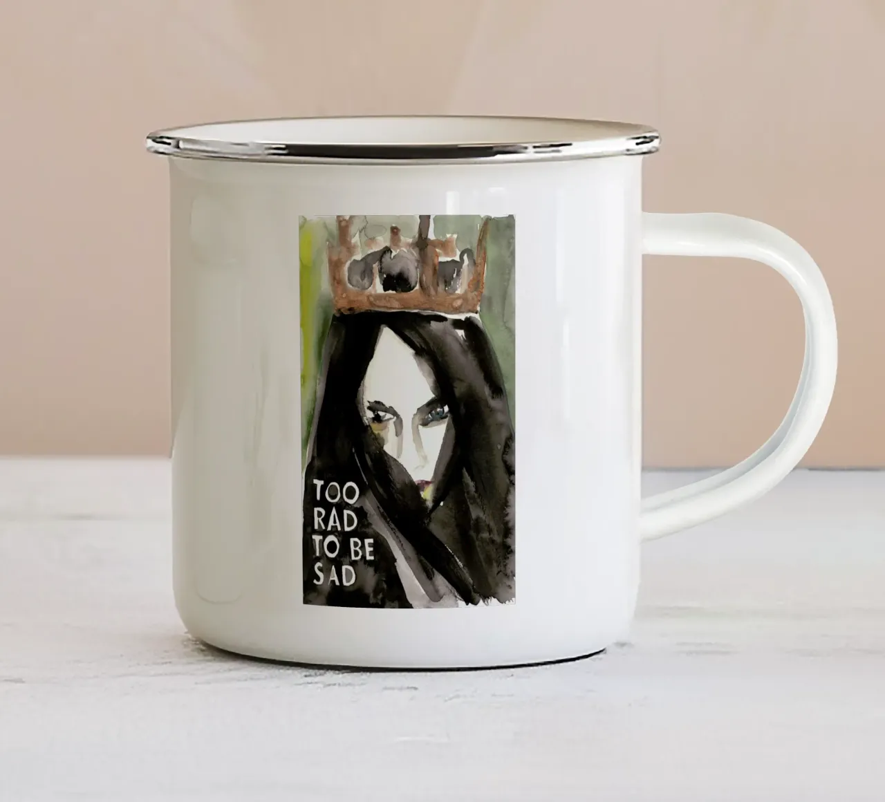 Fully Loaded tazza in smalto da Victoria Verbaan