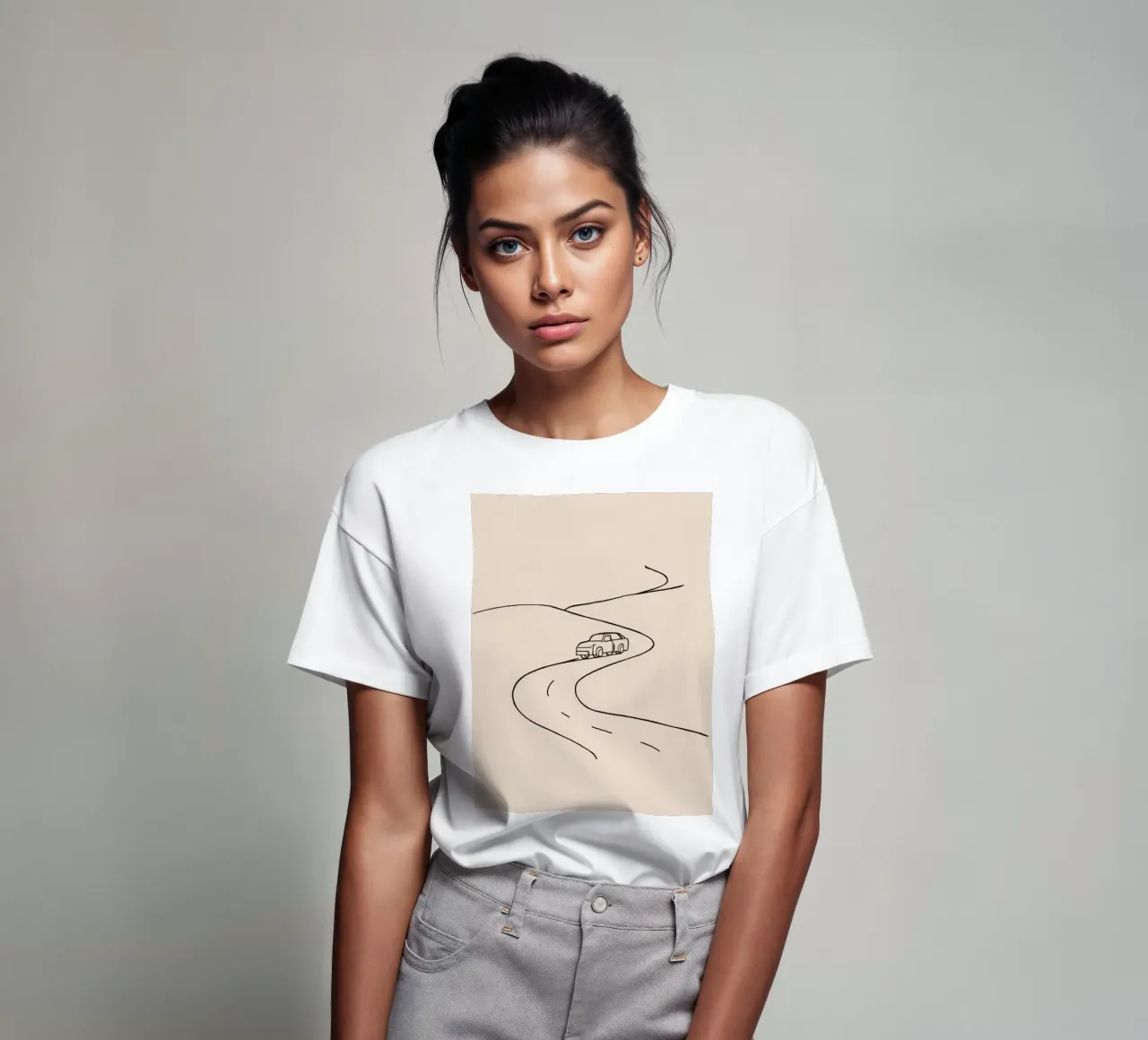 Strada curva con auto in viaggio attraverso un paesaggio aperto t-shirt da DesignDoodle