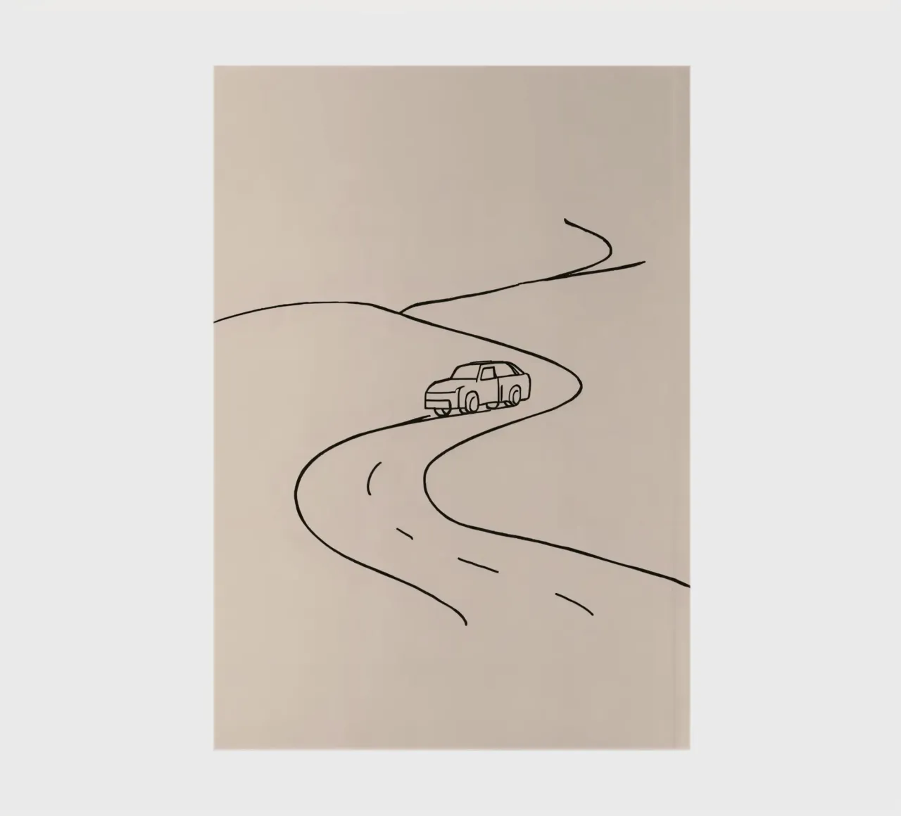 Strada curva con auto in viaggio attraverso un paesaggio aperto diario da DesignDoodle