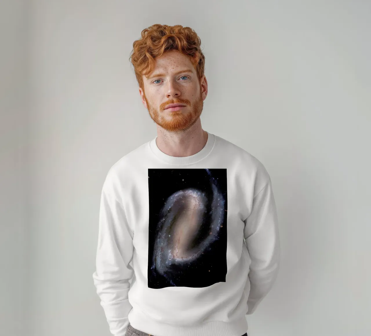 Barred Spiral Galaxy, NASA felpa da Vintage by JUNIQE
