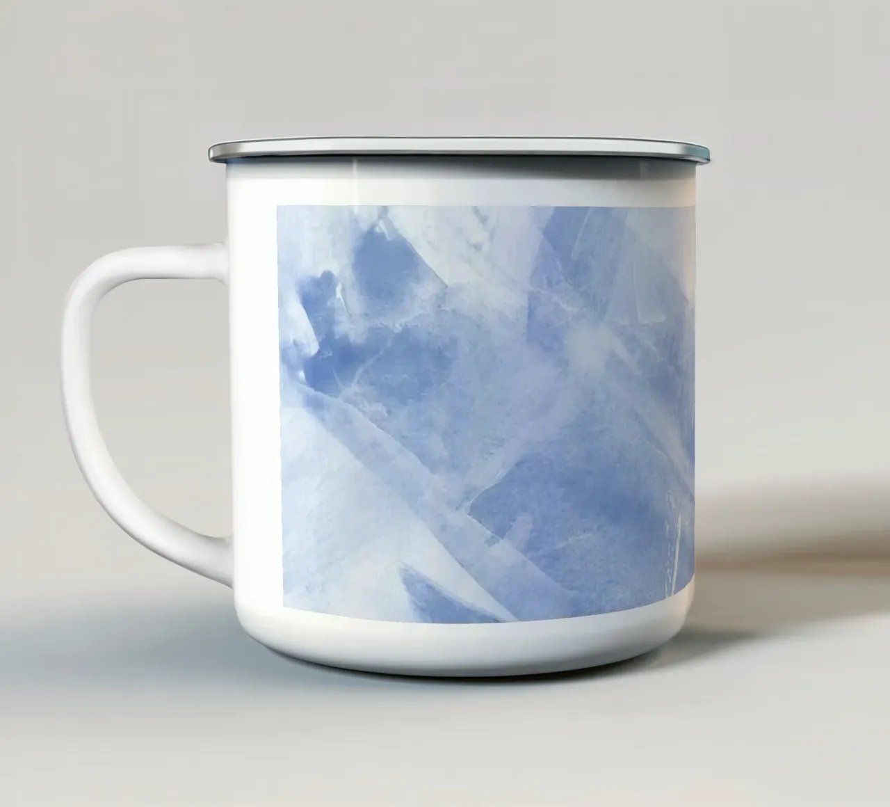 Pennellate astratte blu 1 tazza in smalto da NouveauPrints