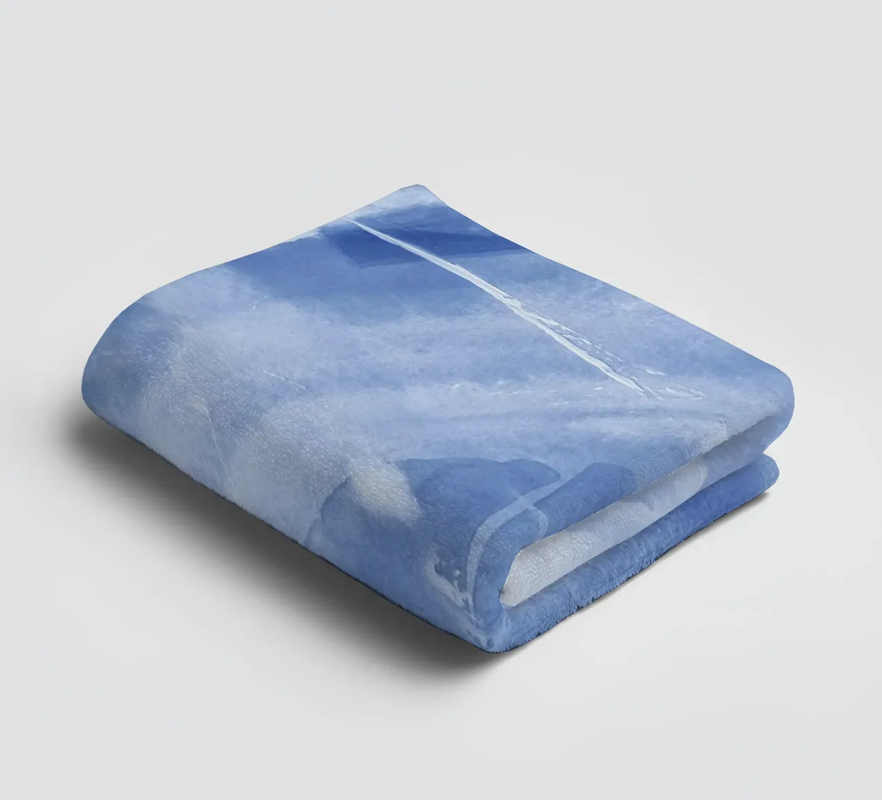 Pennellate astratte blu 1 asciugamano da bagno da NouveauPrints