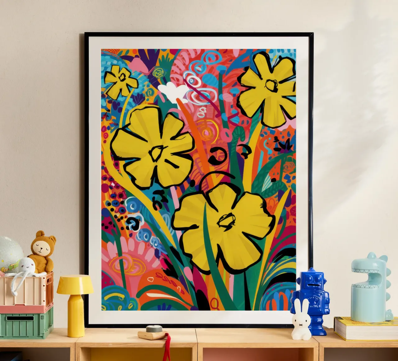 Potenza dei fiori d'oro poster con telaio in plastica da Arcane Lines