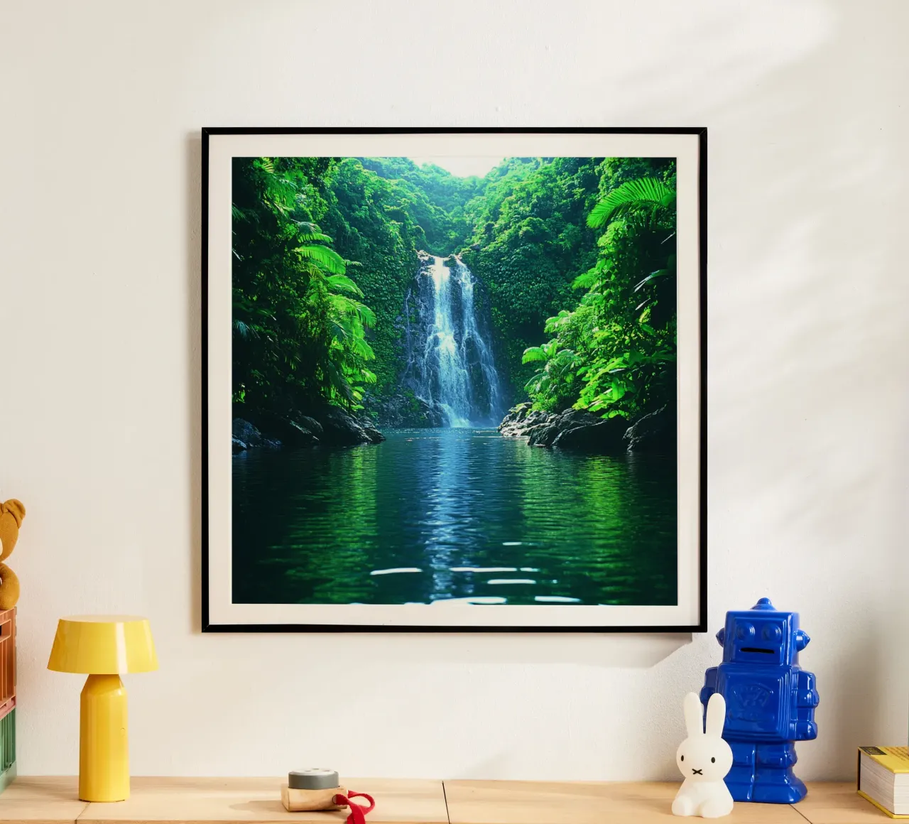 Essenza del Giappone poster con telaio in plastica da Wanderlust Vibes