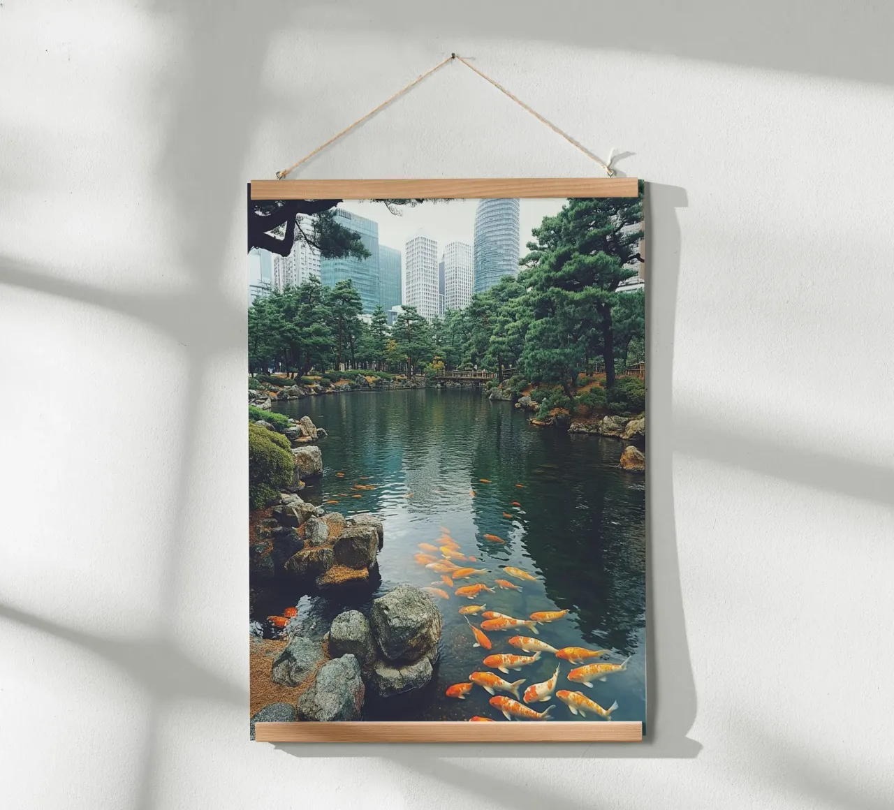 Essenza del Giappone poster con telaio in plastica da Wanderlust Vibes
