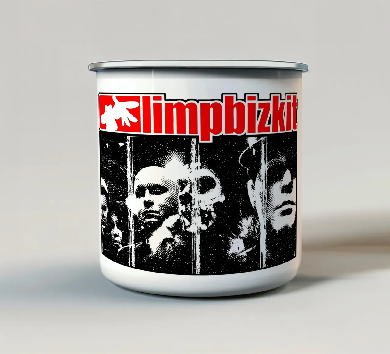 TSHIRT DESIGN BAND NU METAL tazza in smalto da grass.studio_