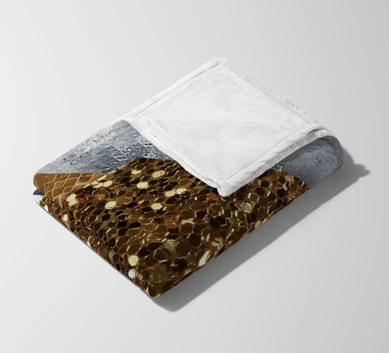 shimmering golden geometric abstract 1 coperta in pile da vintageshop