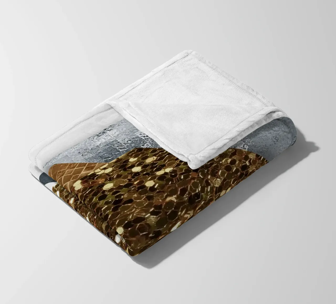shimmering golden geometric abstract 1 coperta in pile da vintageshop