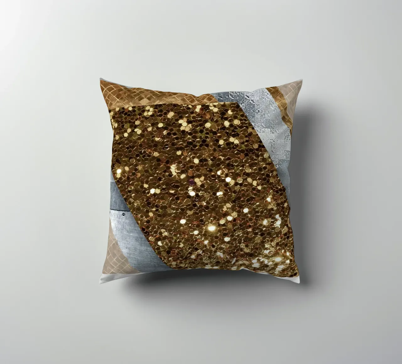 shimmering golden geometric abstract 1 cuscino da vintageshop