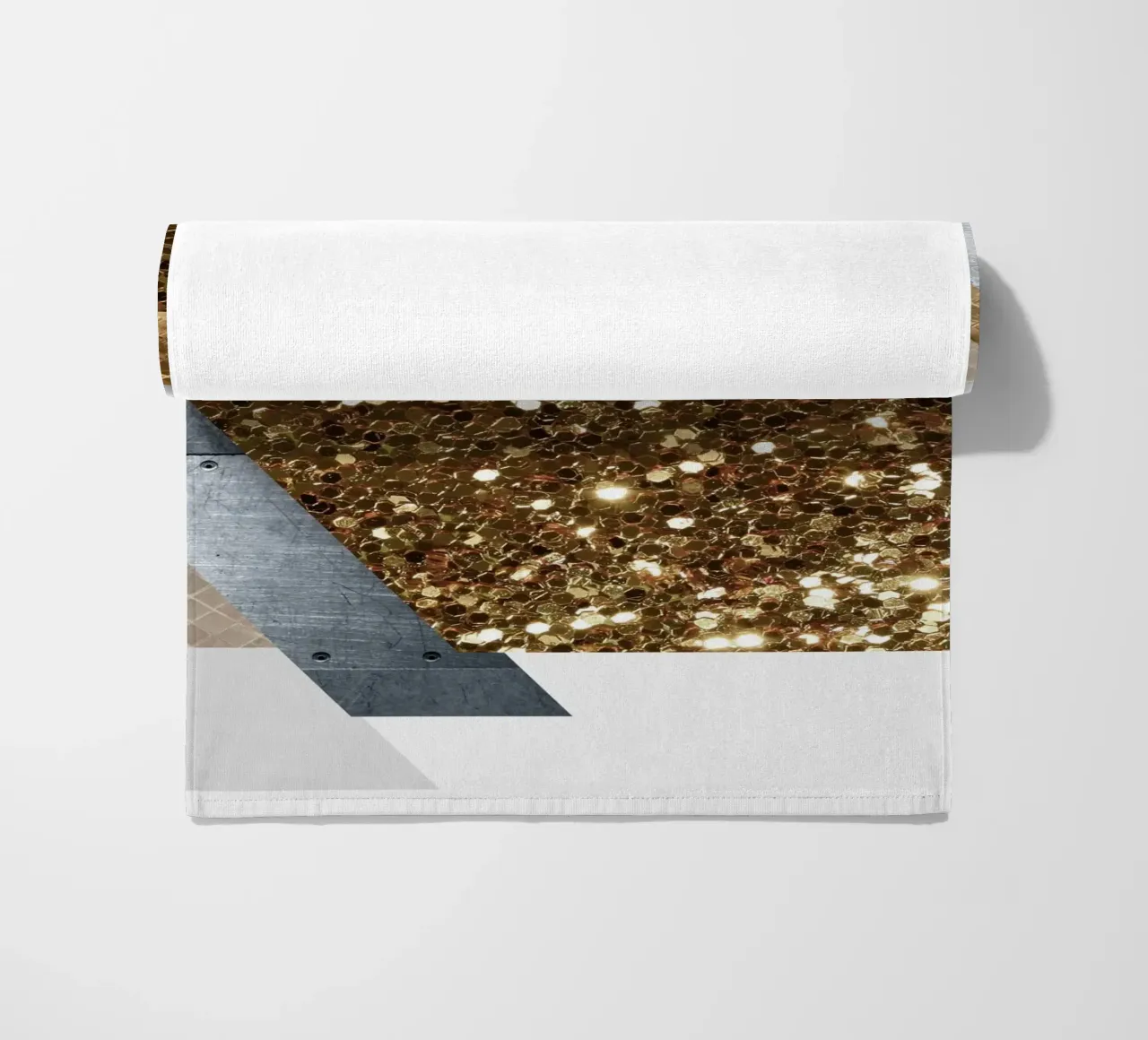 shimmering golden geometric abstract 1 telo mare da vintageshop