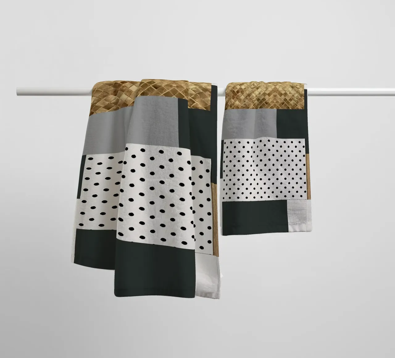 abstract gray and black squares asciugamano da bagno da vintageshop