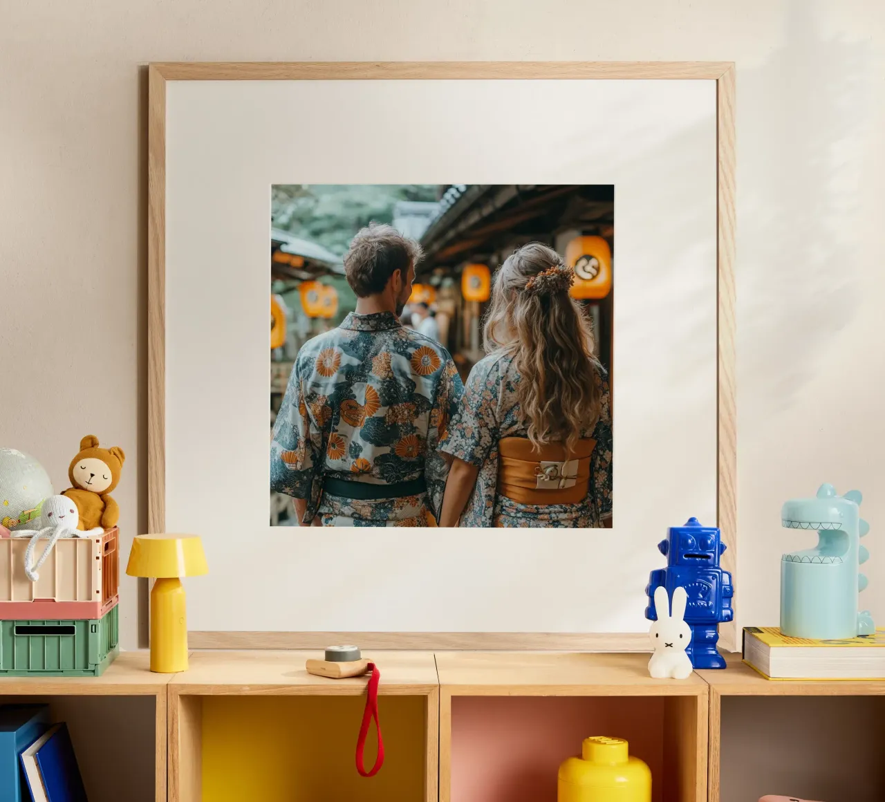 Essenza del Giappone poster con telaio in plastica da Wanderlust Vibes