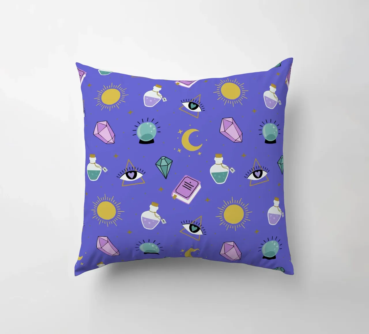 Esoteric pattern kussen van Vivi Nicolin