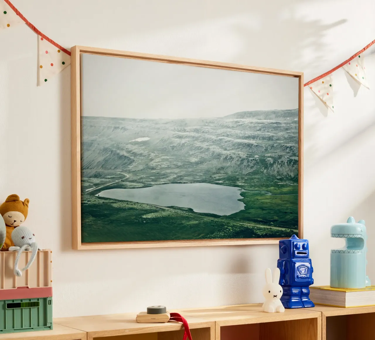 Wilde natuur in IJsland canvas met Baklijst van KISSA STUDIO