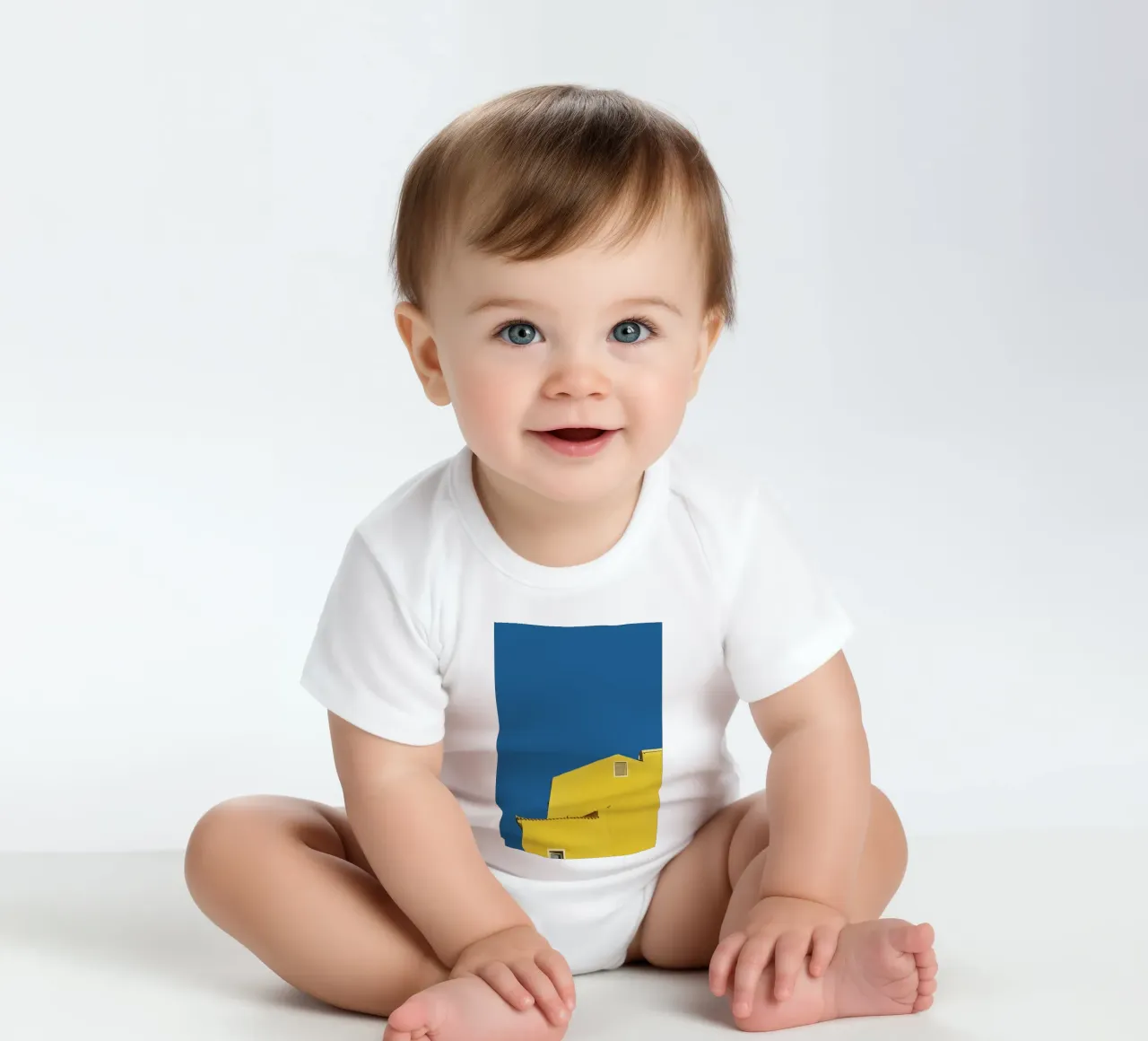 Architecture minimale - Jaune body bébé de KISSA STUDIO