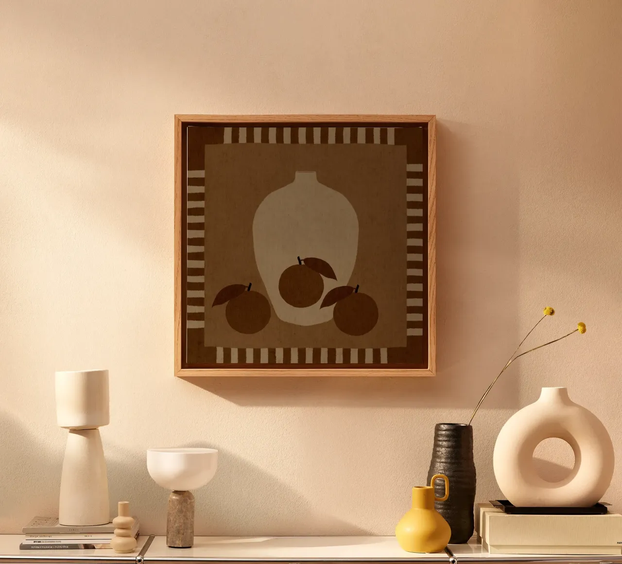 Stilleven met vaas en sinaasappels II canvas met Baklijst van Shatha Al Dafai