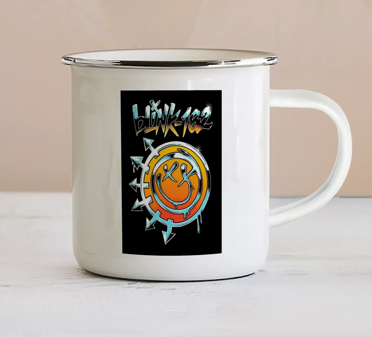 Le groupe Blink-182 mug en émail de vanhesling