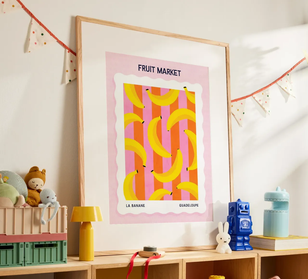 Banane - Poster del mercato della frutta poster con telaio in plastica da Dominique Vari