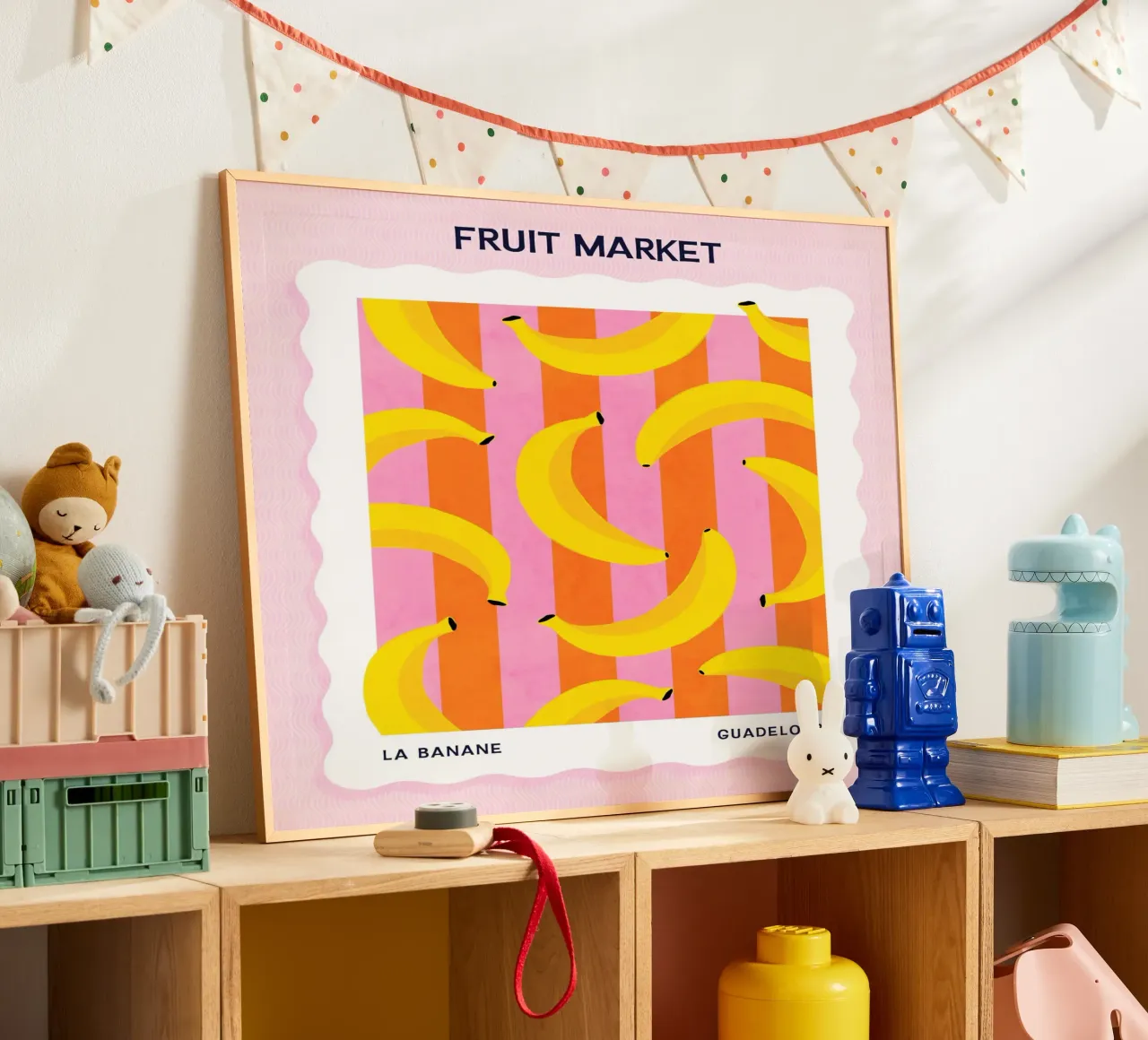 Banane - Poster del mercato della frutta poster con telaio in plastica da Dominique Vari