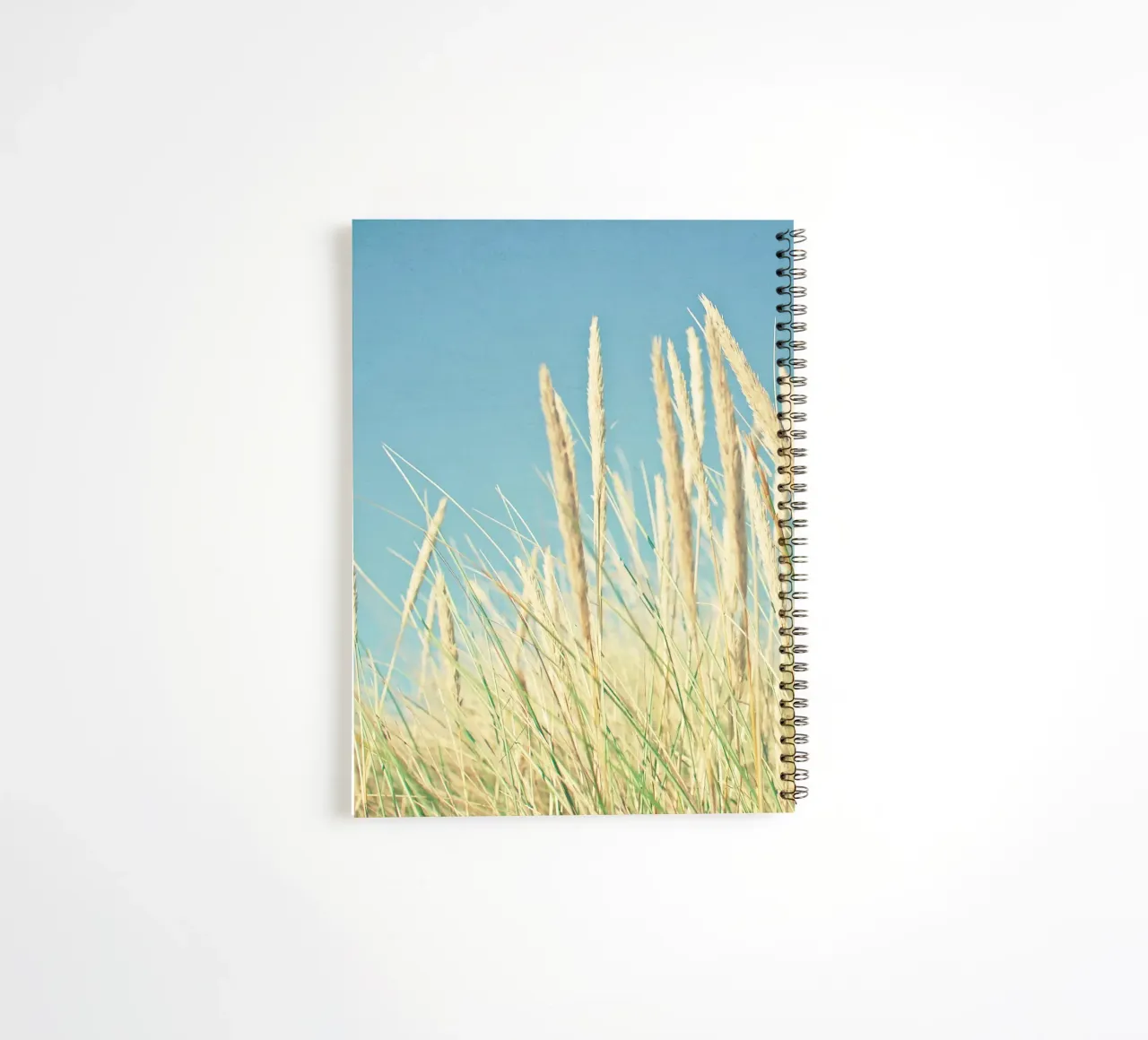 Césped de playa cuaderno de espiral de Cassia Beck Photography