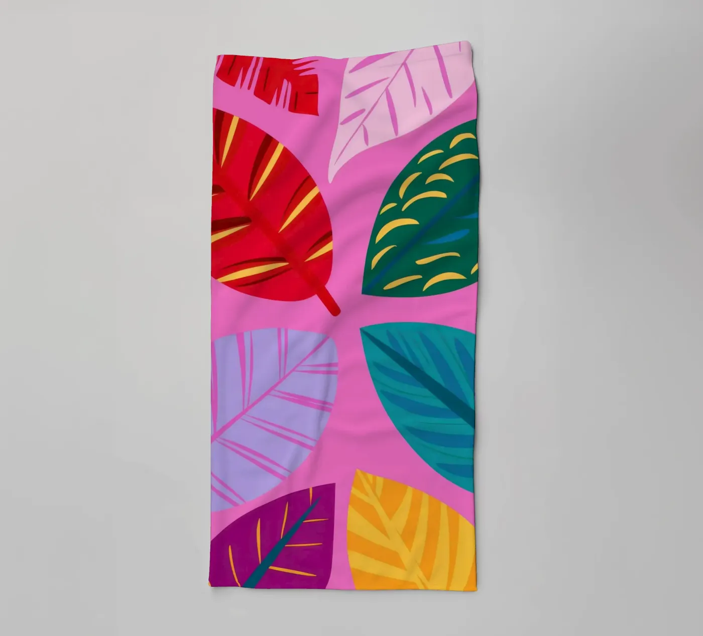 Roze bladpatroon badhanddoek van Lune Dreams