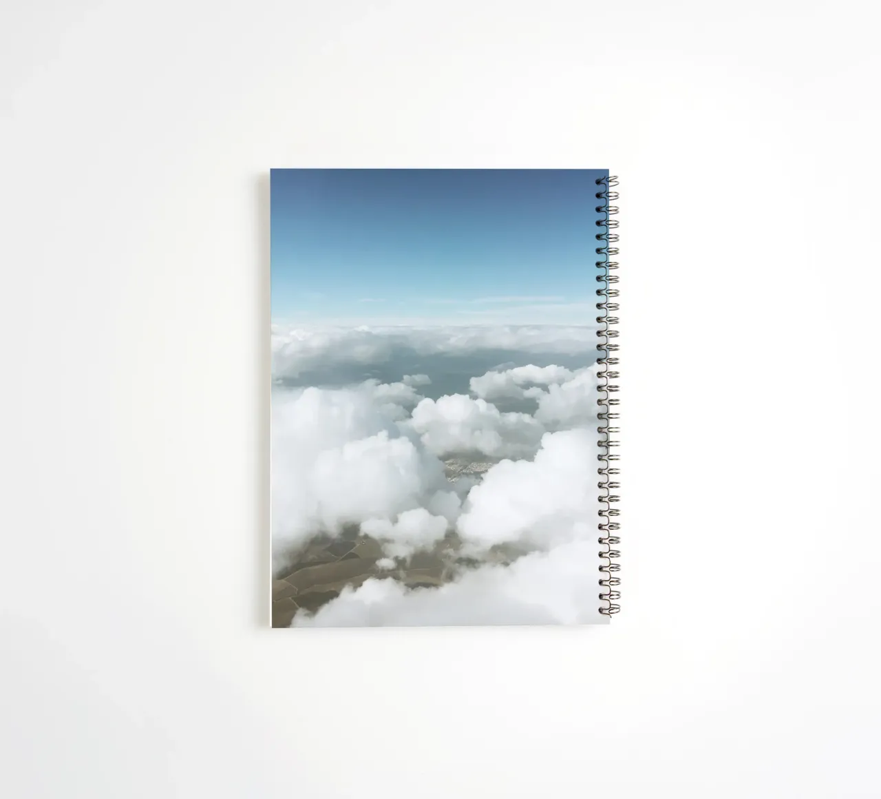 Nuages cotonneux carnet à spirale de Cassia Beck Photography