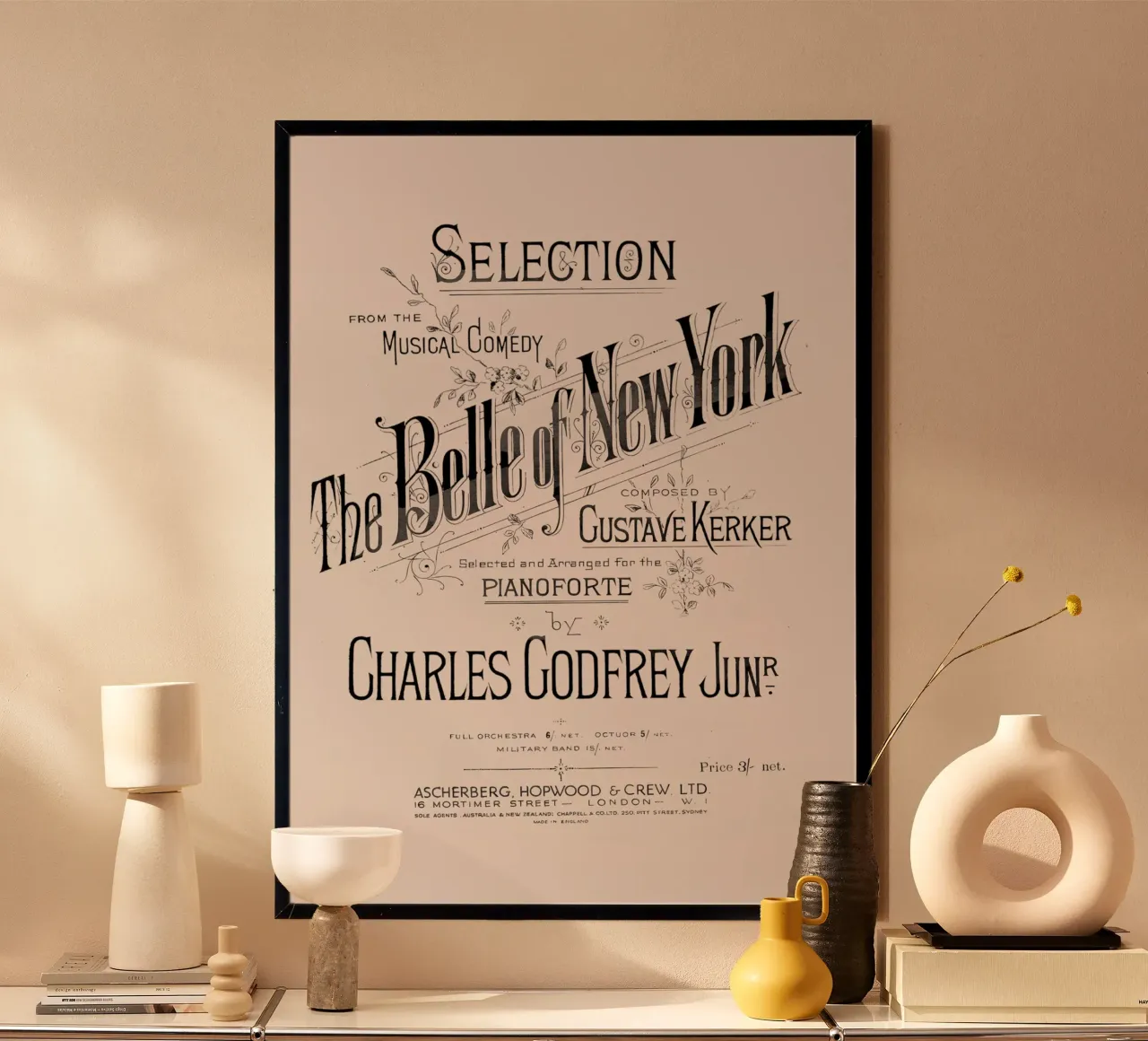 The Belle of New York - Copertina di spartito d'epoca poster con telaio in alluminio da ClubArt