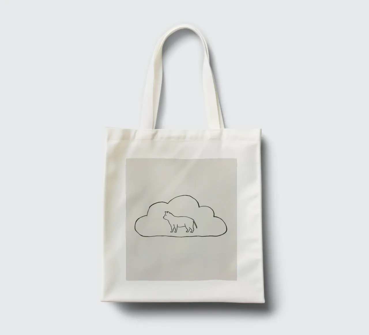 Sagoma di gatto in piedi all'interno di un semplice profilo di nuvola borsa in juta da DesignDoodle