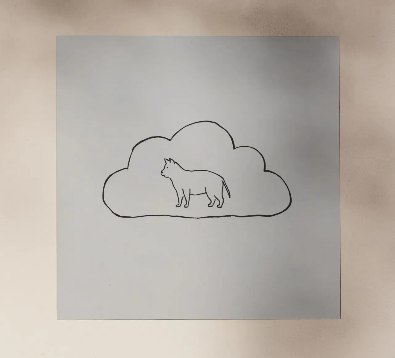 Sagoma di gatto in piedi all'interno di un semplice profilo di nuvola pellicola backlit da DesignDoodle