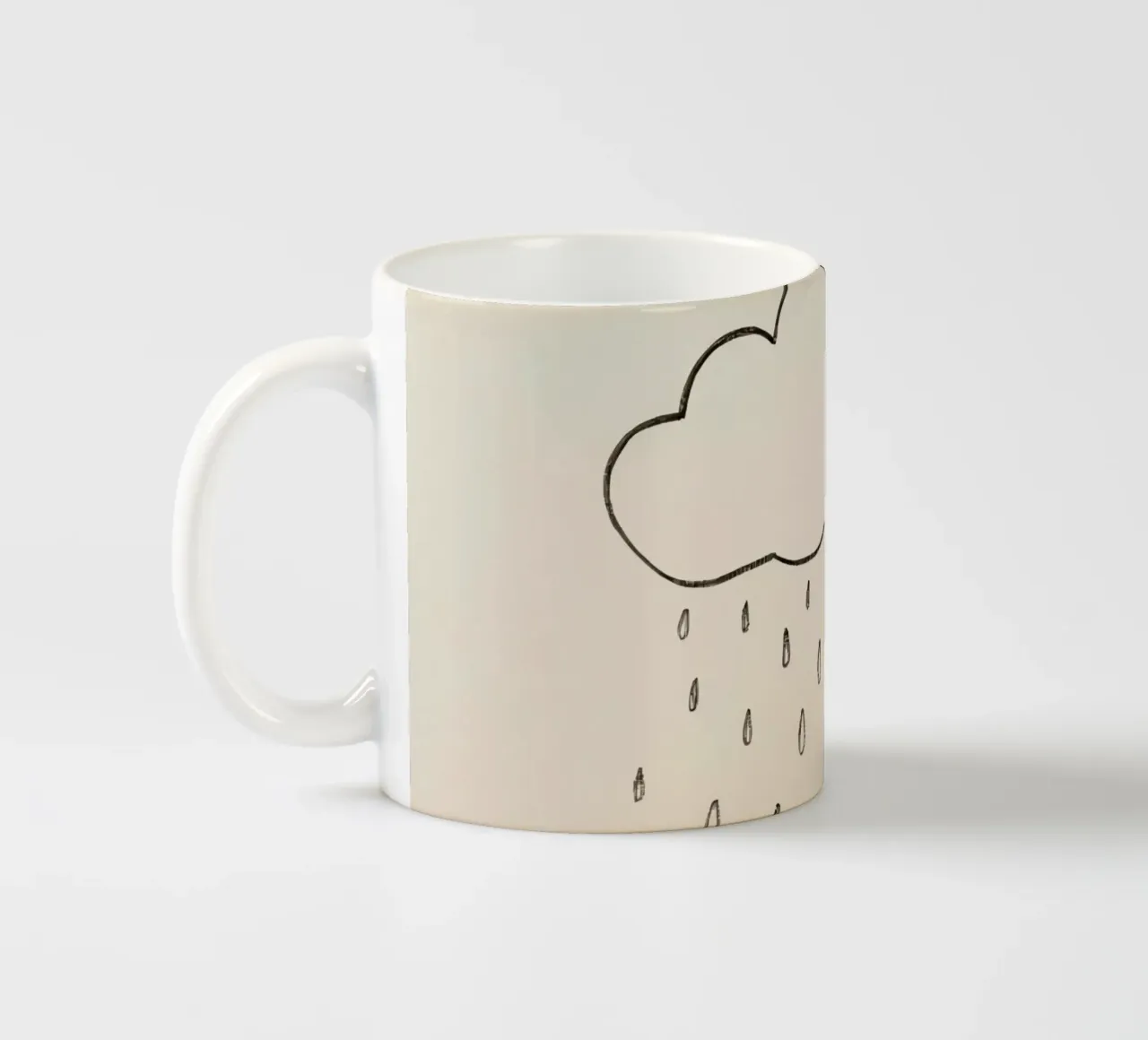 Semplice schizzo di una nuvola con gocce di pioggia che illustra una giornata di pioggia tazza in ceramica da DesignDoodle