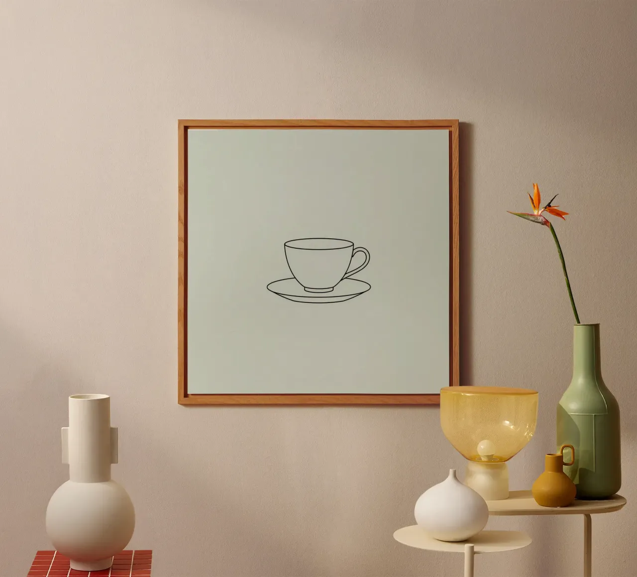 Semplice schizzo di una tazza da tè su un piattino esposto su un minimo alluminio dibond da DesignDoodle