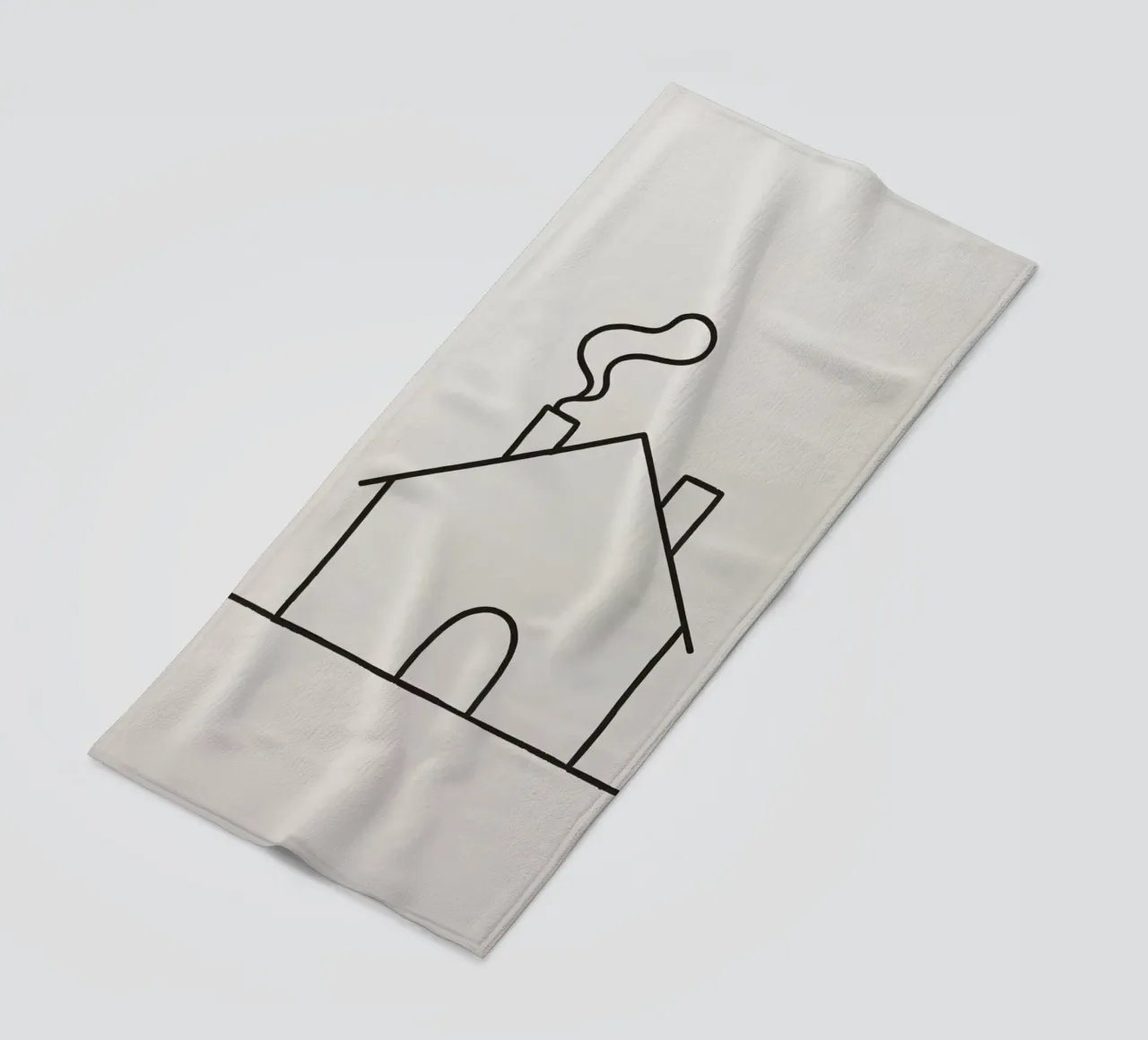 Semplice sagoma di una casa con fumo che sale dal camino telo mare da DesignDoodle