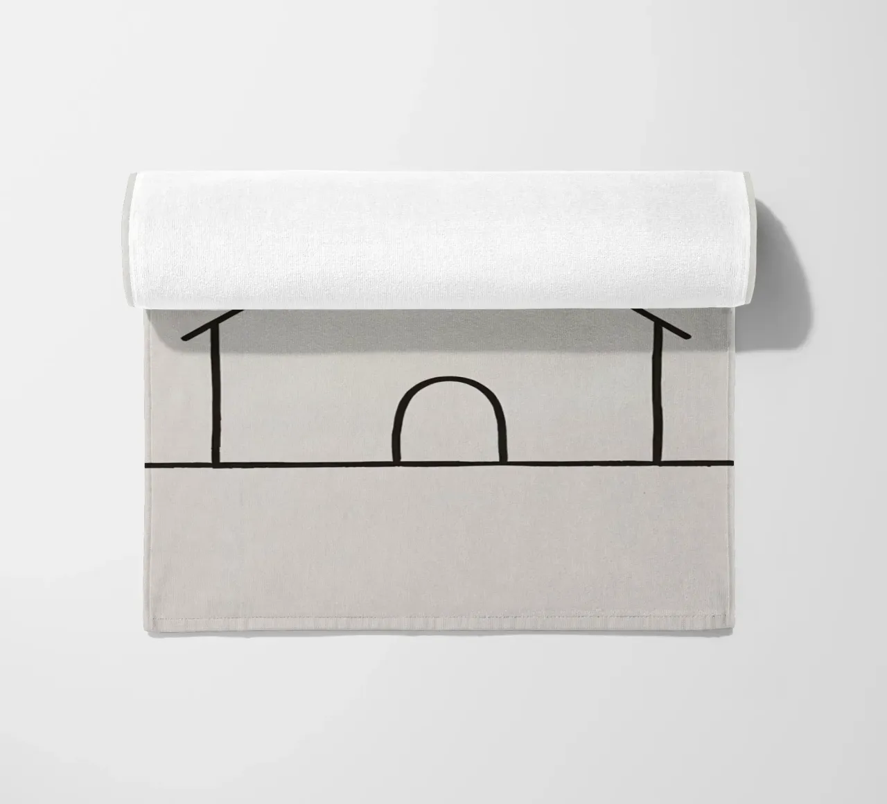 Semplice sagoma di una casa con fumo che sale dal camino telo mare da DesignDoodle