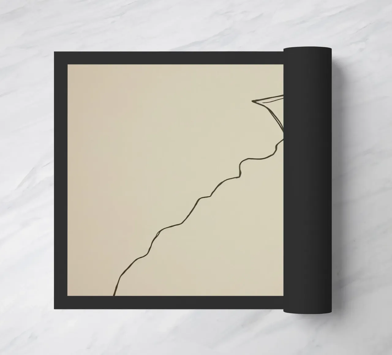 Aquilone che si libra in volo con una coda fluente attaccata, mostrando una gioiosa zerbino da DesignDoodle