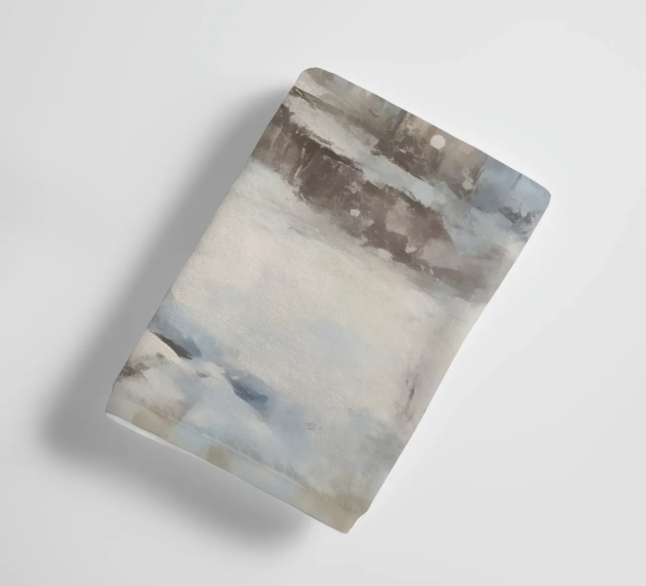 Casa aislada en la nieve - Paisaje rústico de invierno toalla de baño de ClubArt