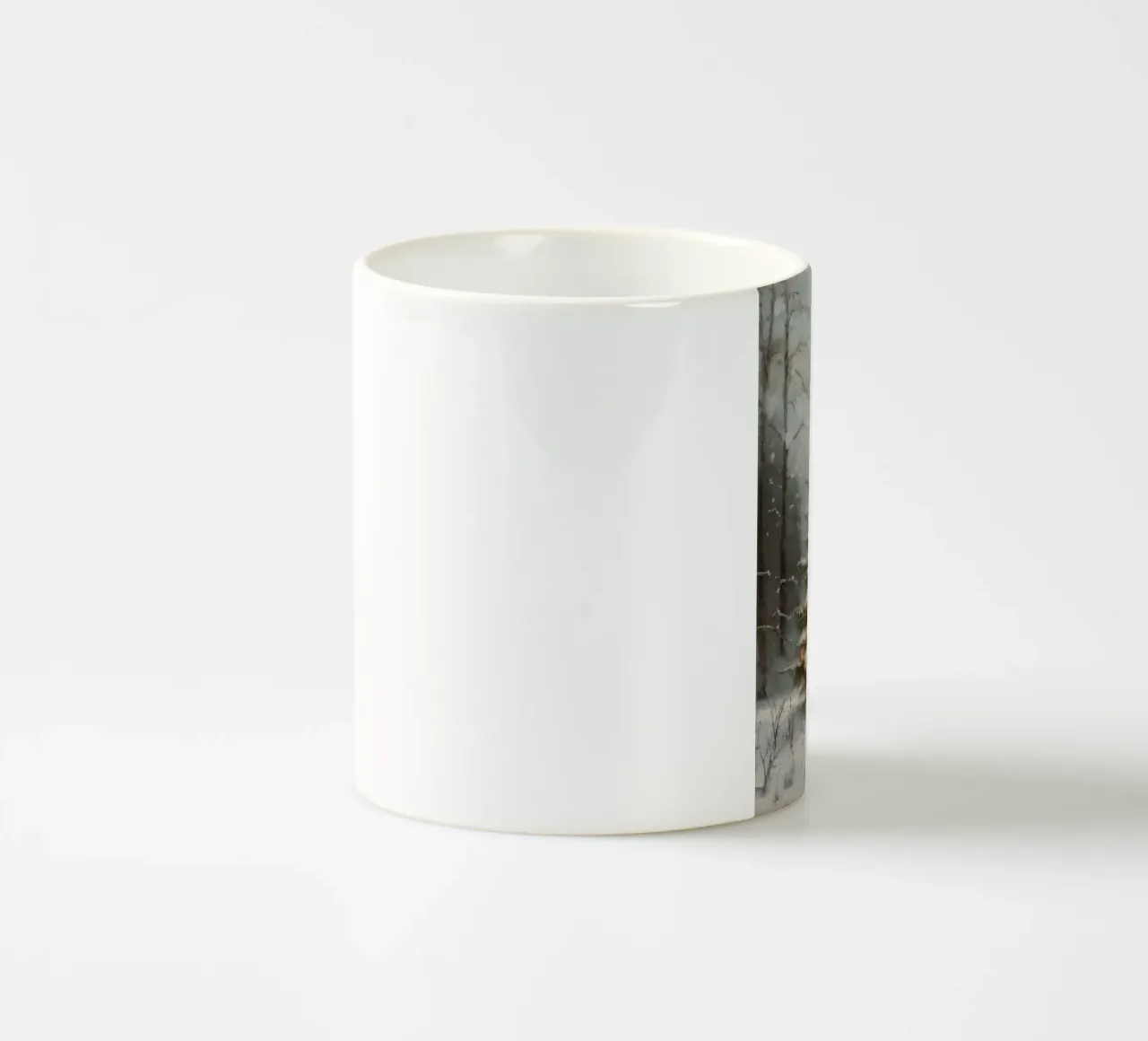 Sapin de Noël enneigé enchanté - Forêt d'hiver lumineuse mug en céramique de ClubArt