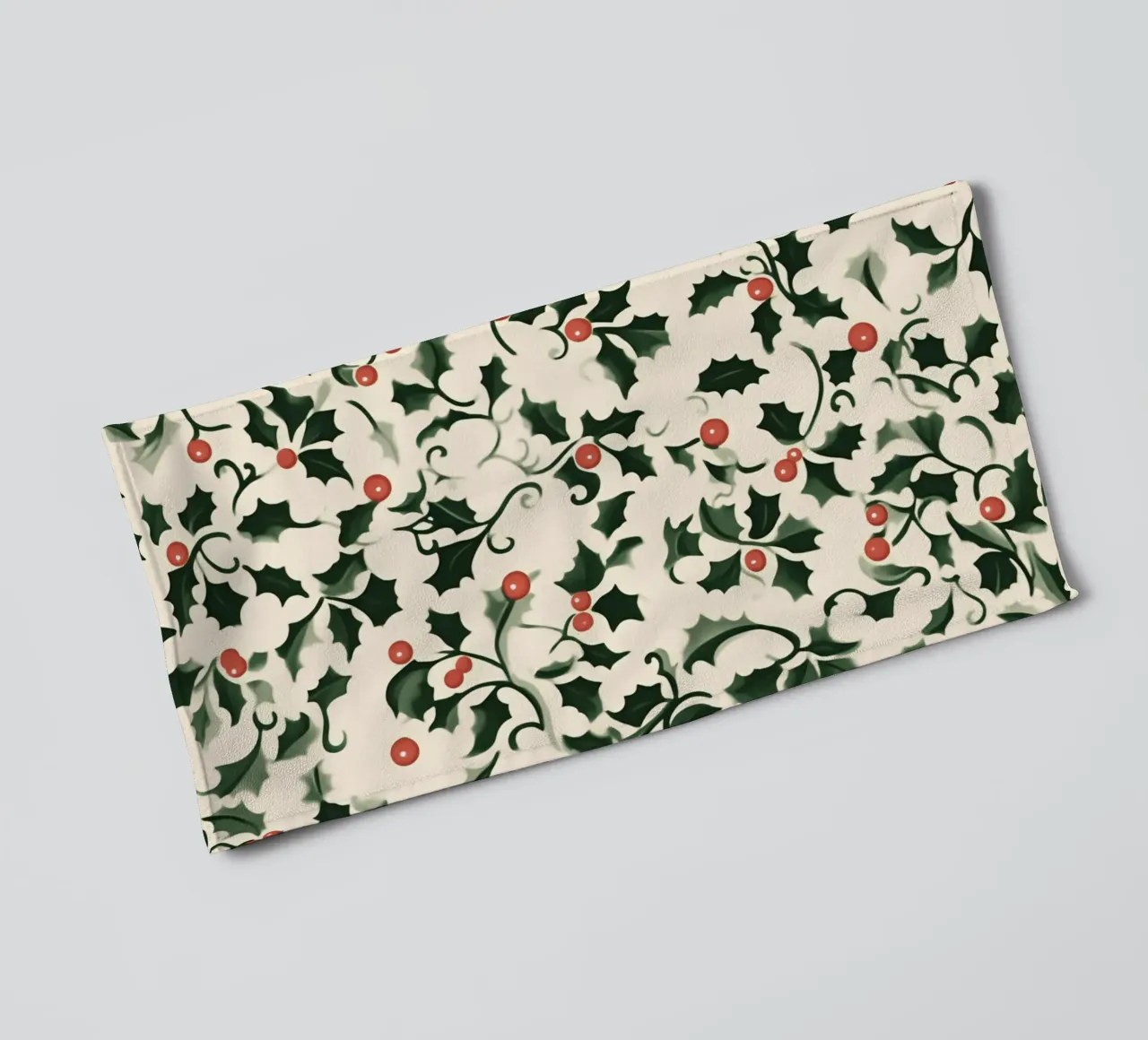 Feestelijk Hulstpatroon - Klassieke Botanische Kerstkunst badhanddoek van ClubArt